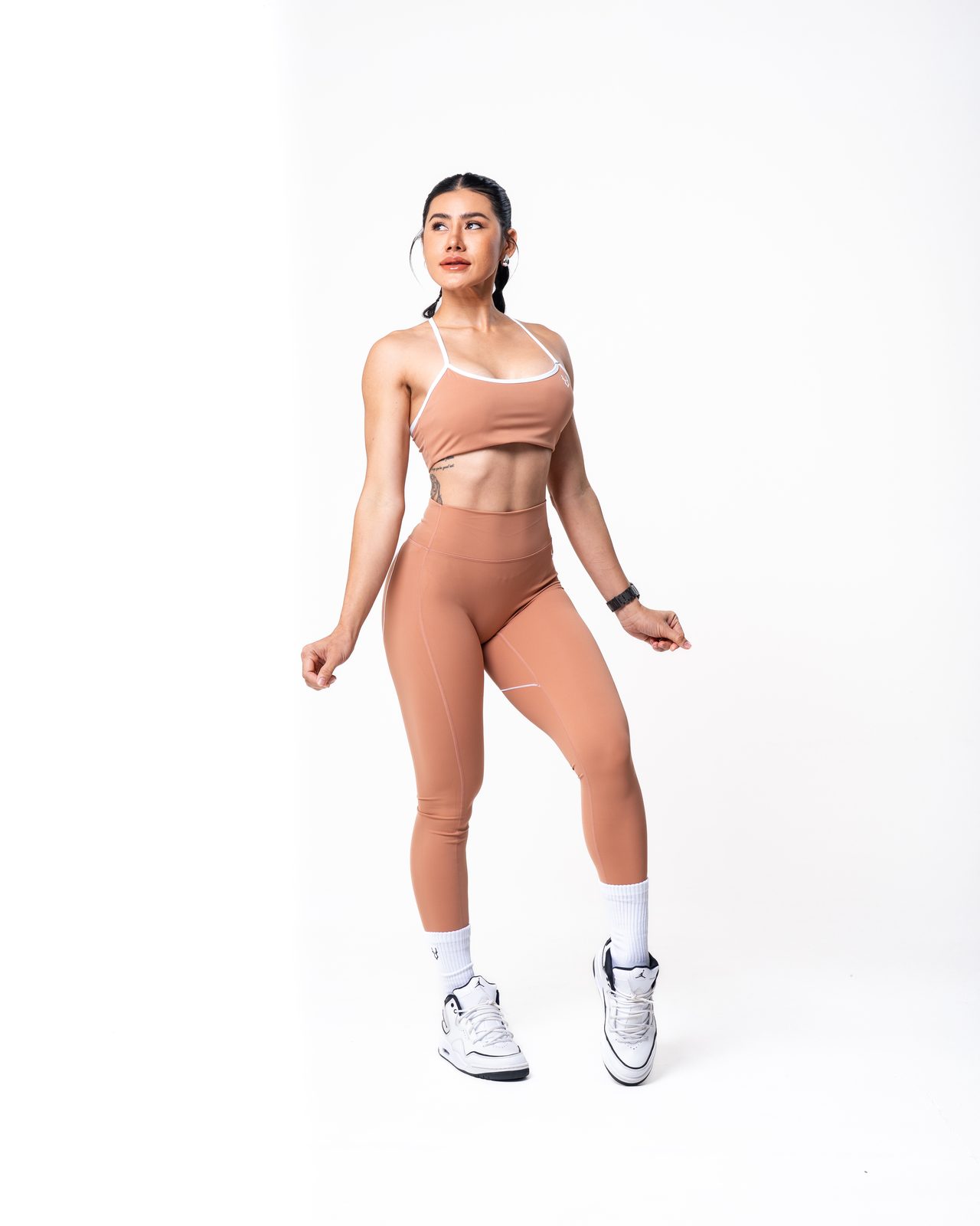 ELK activewear motion